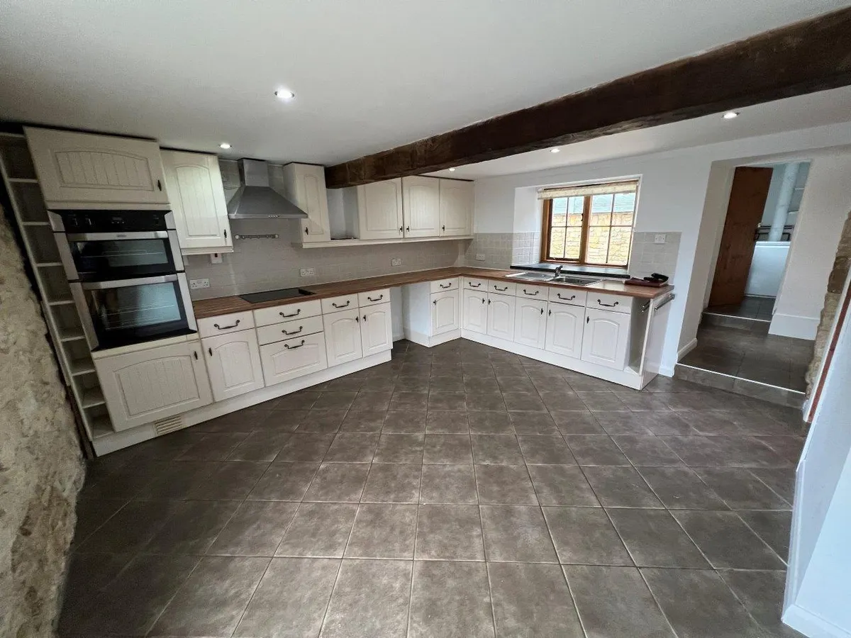 GALE COTTAGE, WALTHAM ON THE WOLDS, MELTON MOWBRAY