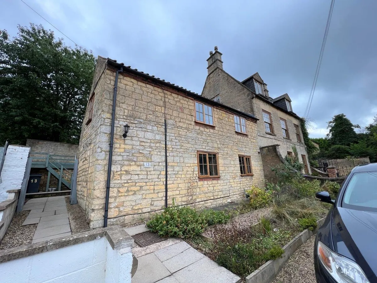 GALE COTTAGE, WALTHAM ON THE WOLDS, MELTON MOWBRAY