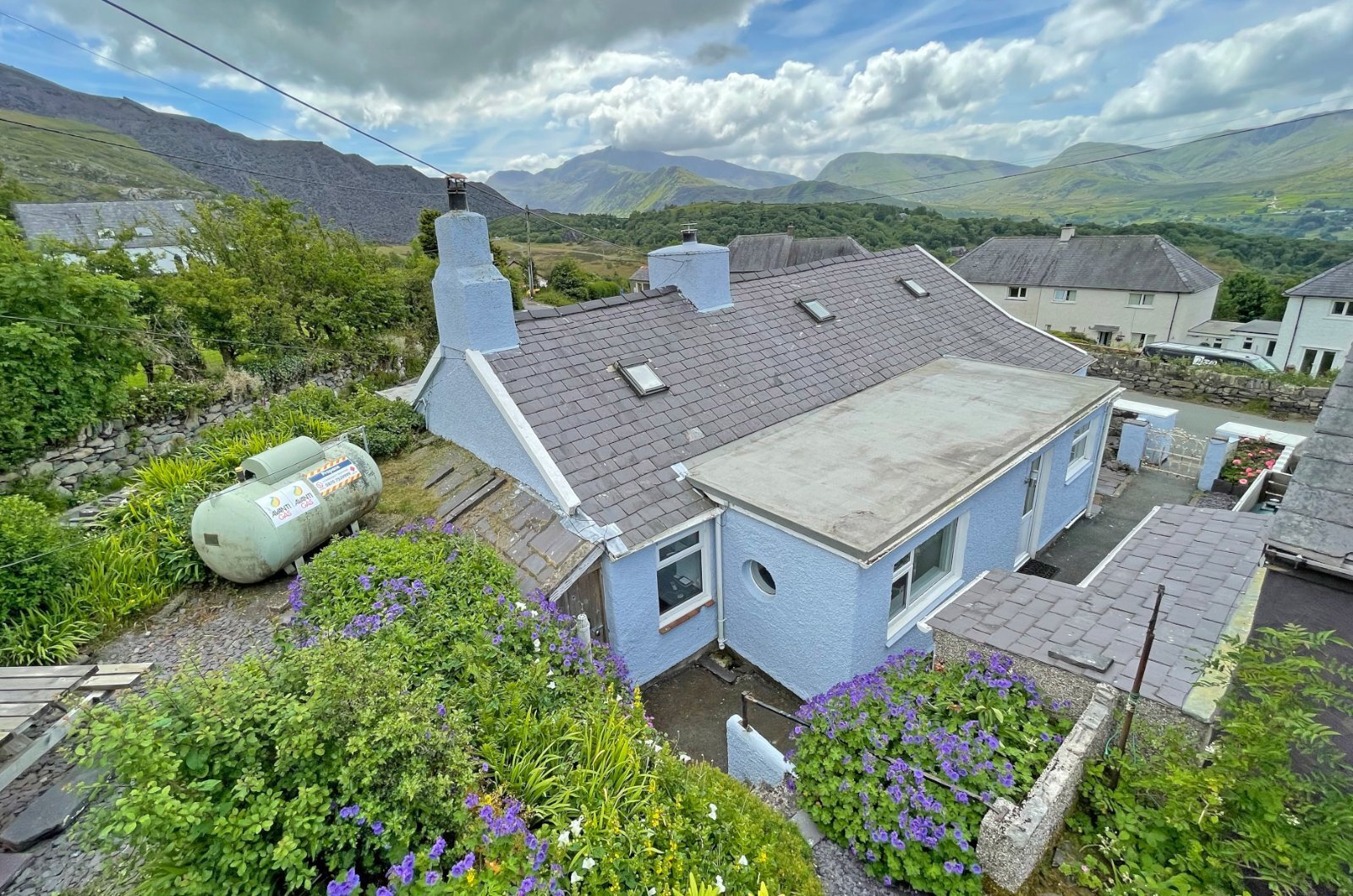 4 bedroom property for sale in Ty'n Y Fawnog, Dinorwic, Caernarfon