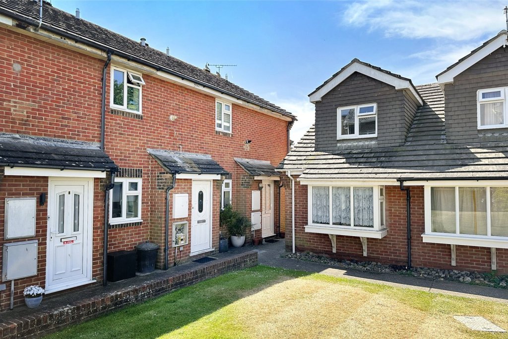 2 bedroom property for sale in River Road, Littlehampton, West Sussex