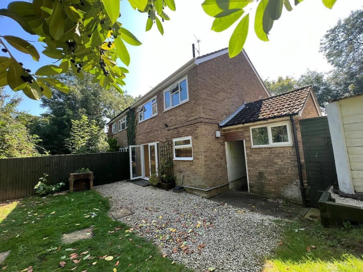 SHERRARD CLOSE, WHISSENDINE, OAKHAM