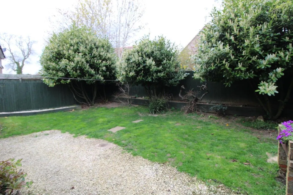 SHERRARD CLOSE, WHISSENDINE, OAKHAM