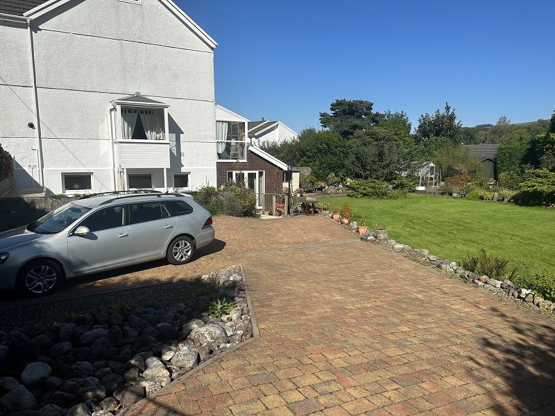 3 bedroom property for sale in Ynyscedwyn Road, Ystradgynlais, Swansea