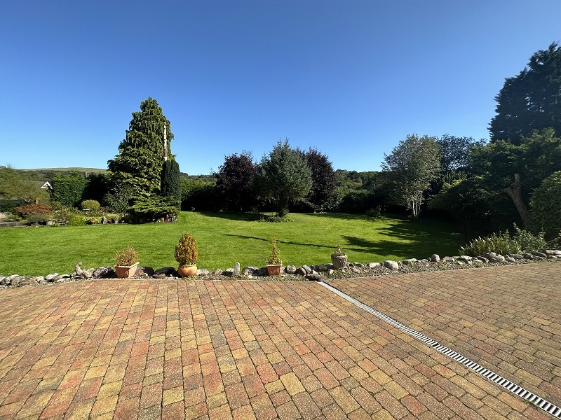 3 bedroom property for sale in Ynyscedwyn Road, Ystradgynlais, Swansea