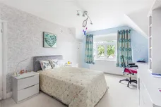 Hillside Gardens, EDGWARE, HA8 photo 10
