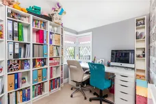 Hillside Gardens, EDGWARE, HA8 photo 13