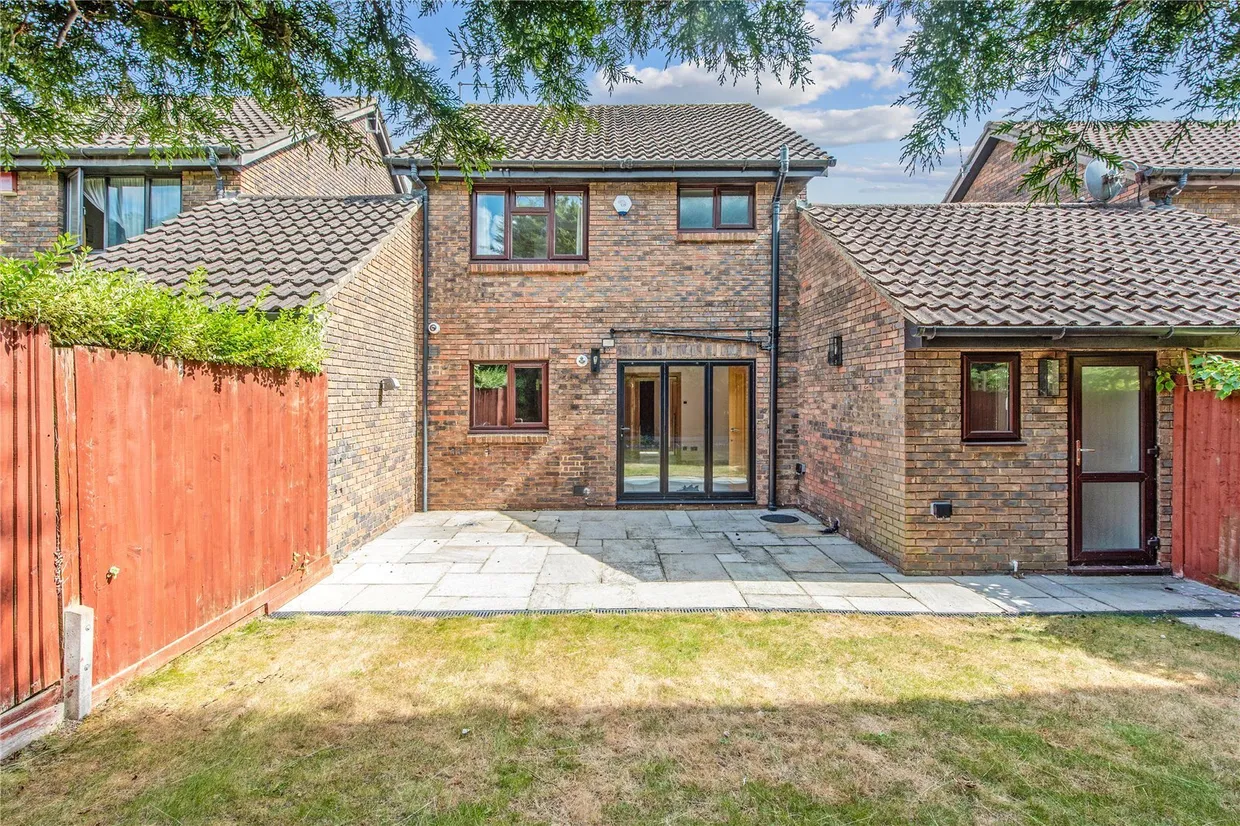 Talman Grove, STANMORE, HA7 photo 10