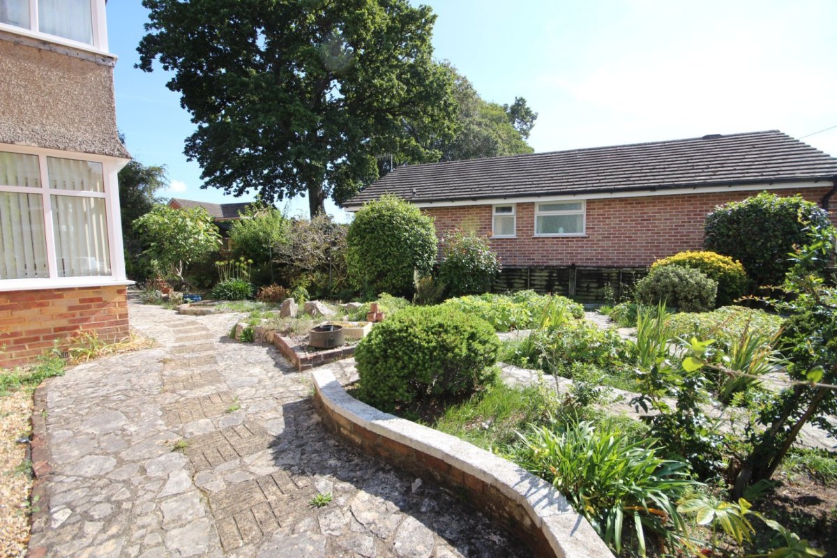 4 bedroom property for sale in Northbrook Road, Broadstone, Dorset, BH18 Guide price £475,000