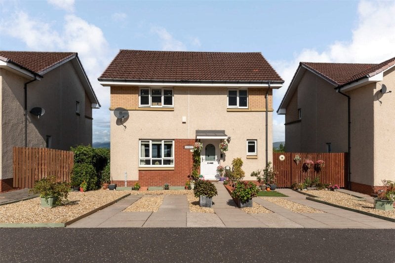4 bedroom property for sale in Whitelees Road, Greenock, Inverclyde