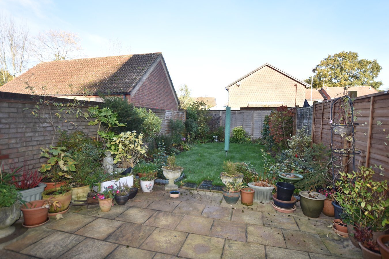 2 bedroom property to let in Savory Walk, Foxley Fields, Binfield, RG42