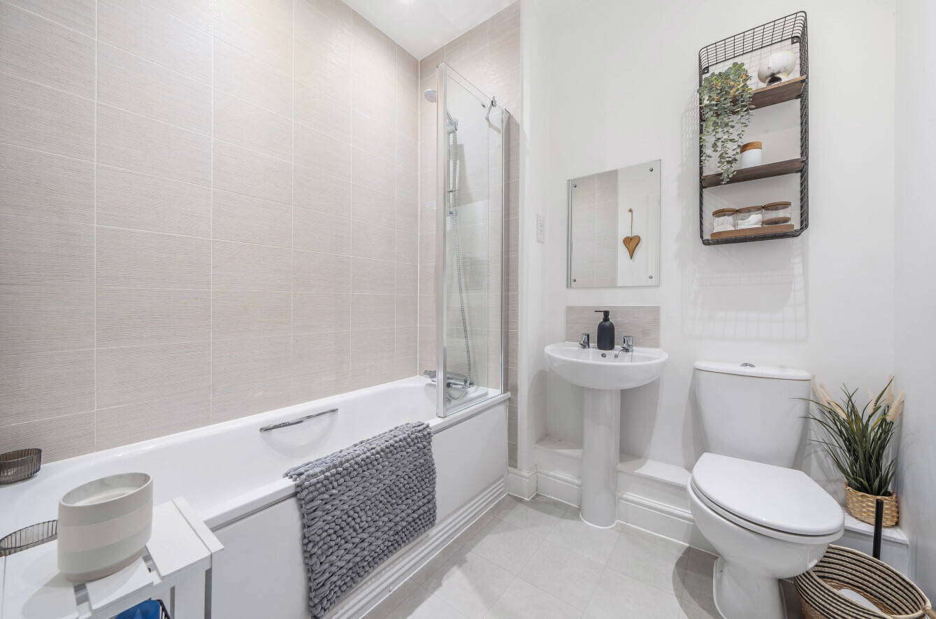 2 bedroom property for sale in Leo Avenue, Sherford, Plymouth, PL9 £