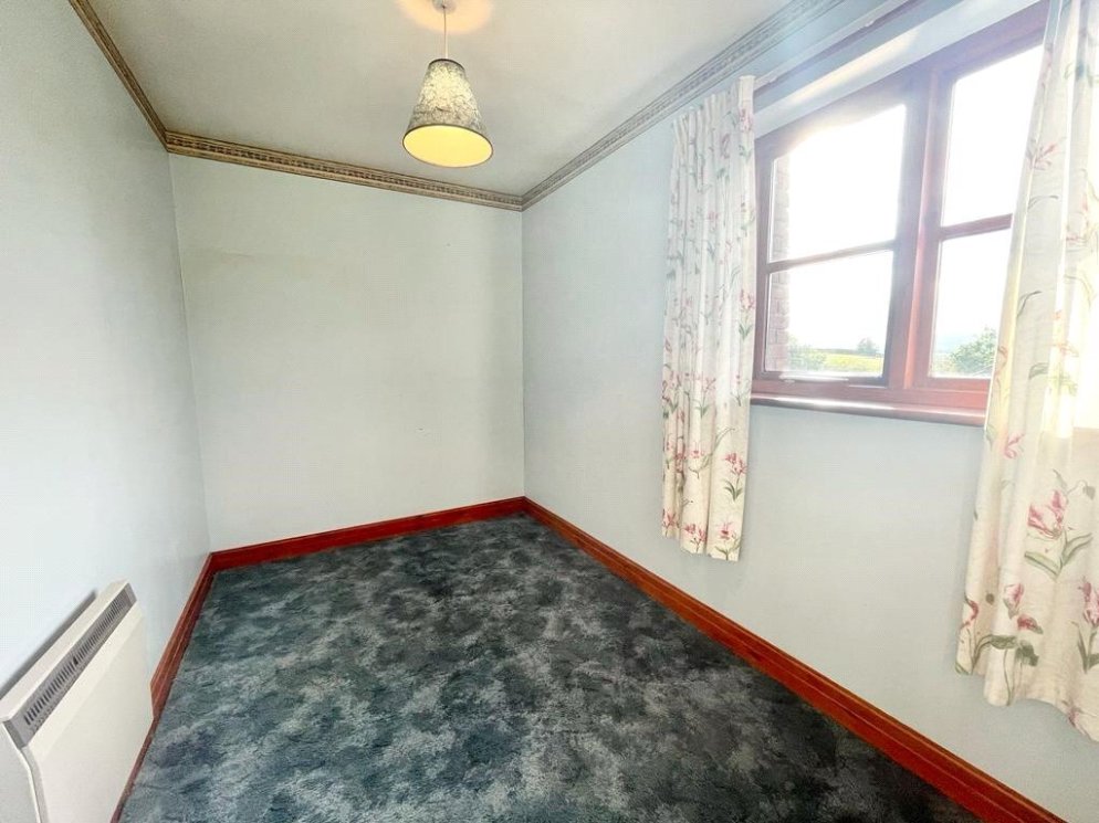 3 bedroom property for sale in Greenway Close, Crossgates, Llandrindod