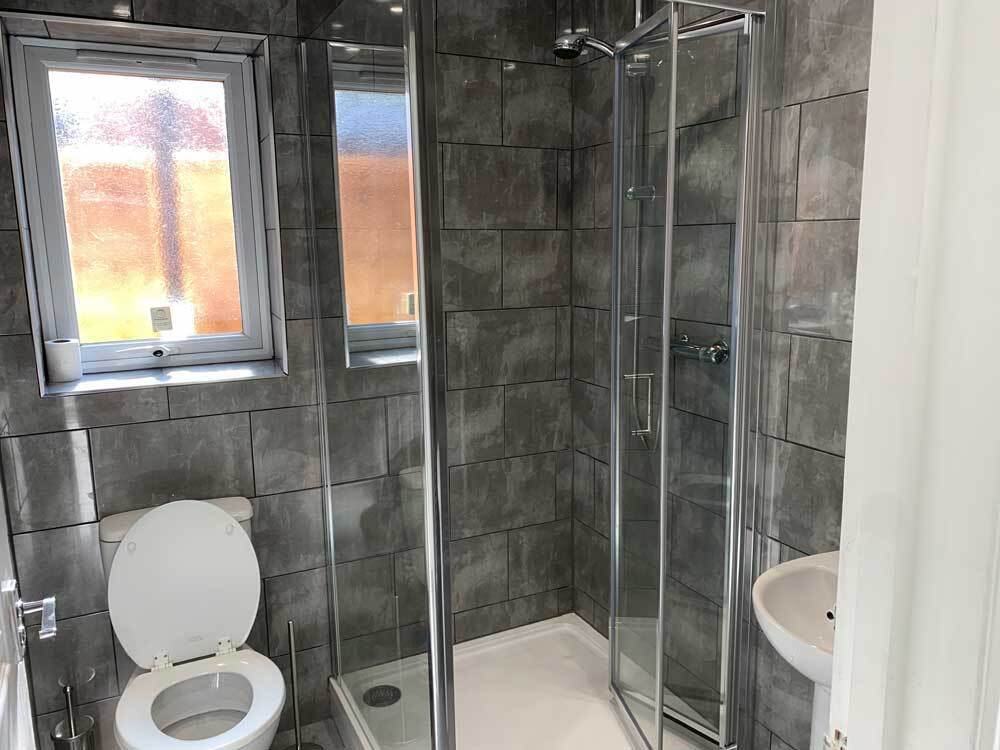 247 HUBERT ROAD Image 3
