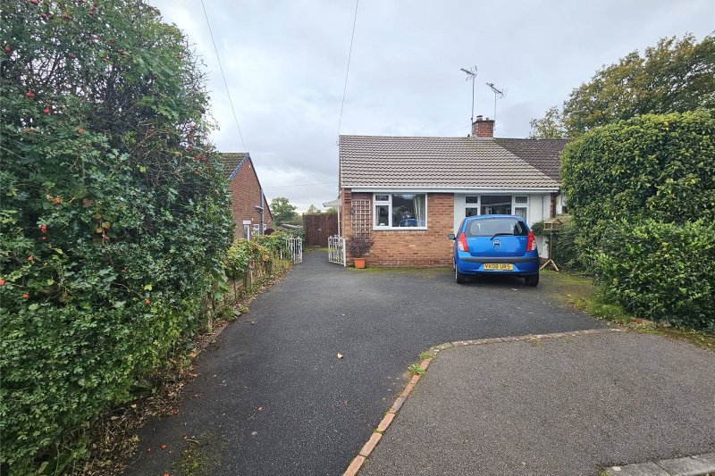 2 bedroom property for sale in Honeybrook Close, Wolverley