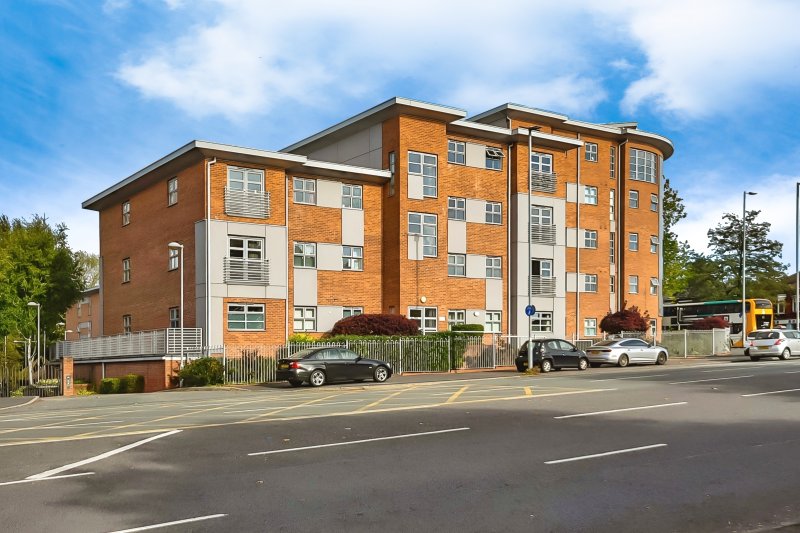 2 bedroom property for sale in Mauldeth Road West, Chorlton Cum Hardy