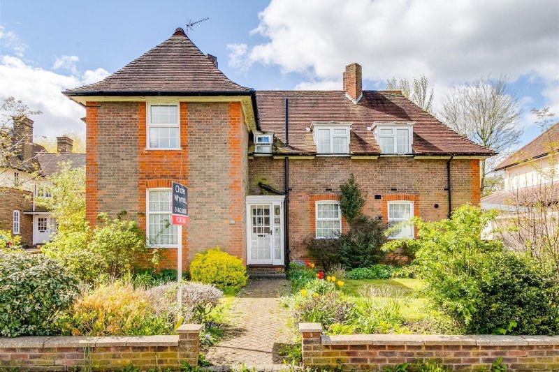 4 bedroom property for sale in South View, Letchworth Garden City