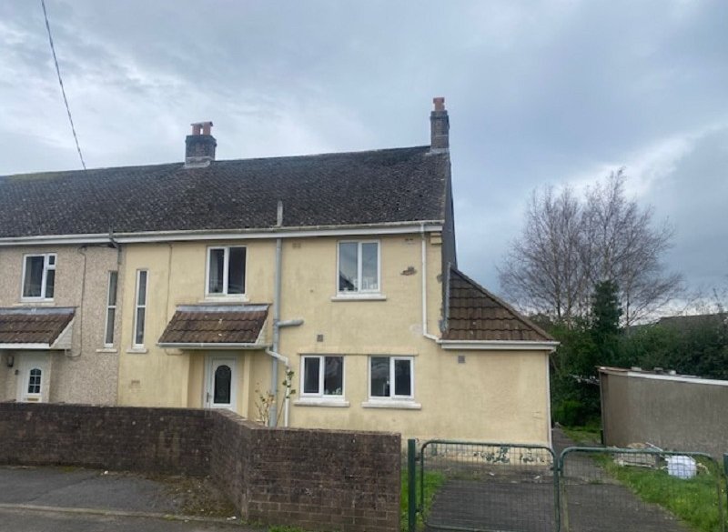 3 bedroom property for sale in Brynbrain Estate, Cwmllynfell, Swansea