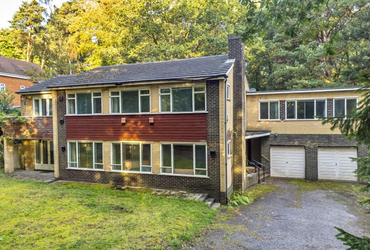 5 bedroom property for sale in Tekels Park, Camberley, Surrey, GU15