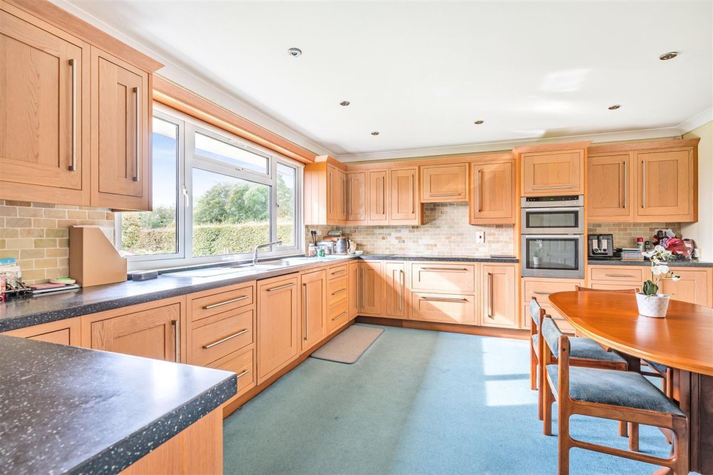 Stags 5 bedroom property for sale in Buckerell, Honiton