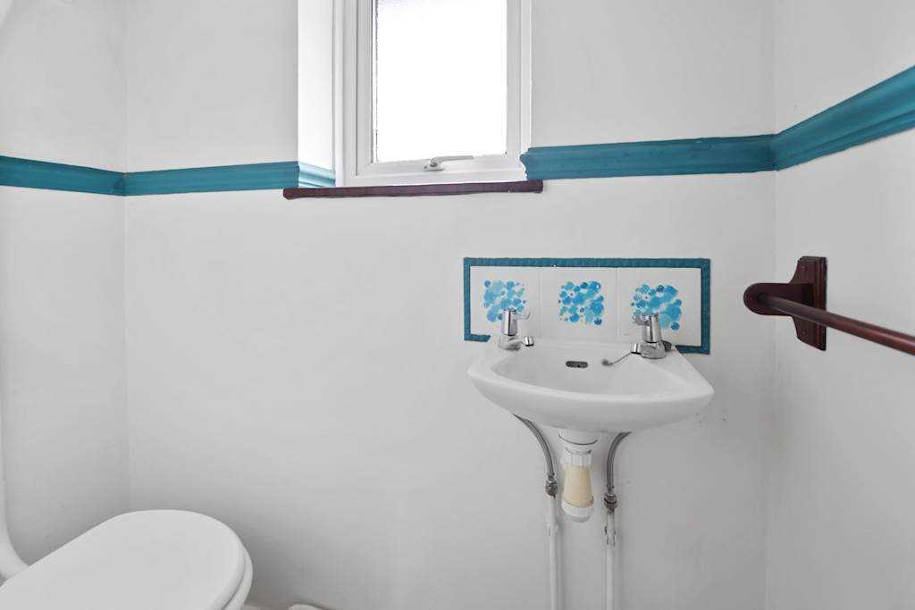 2 bedroom property for sale in Downing Road, Dagenham, Essex Guide