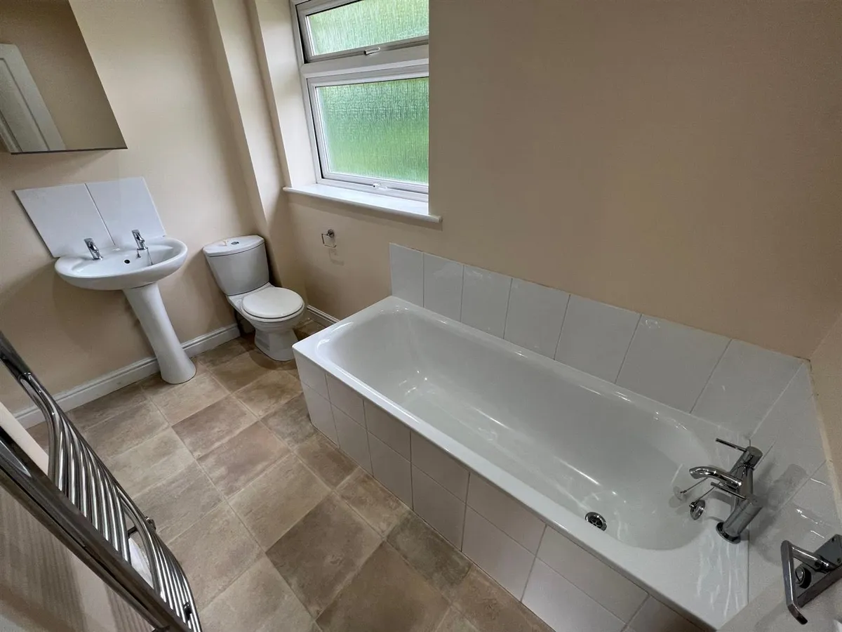 CHILTERN CLOSE, OAKHAM