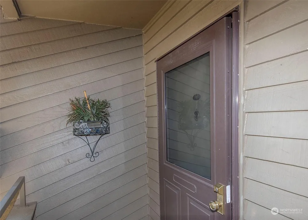 134 SW 116th St, Seattle, WA 98146