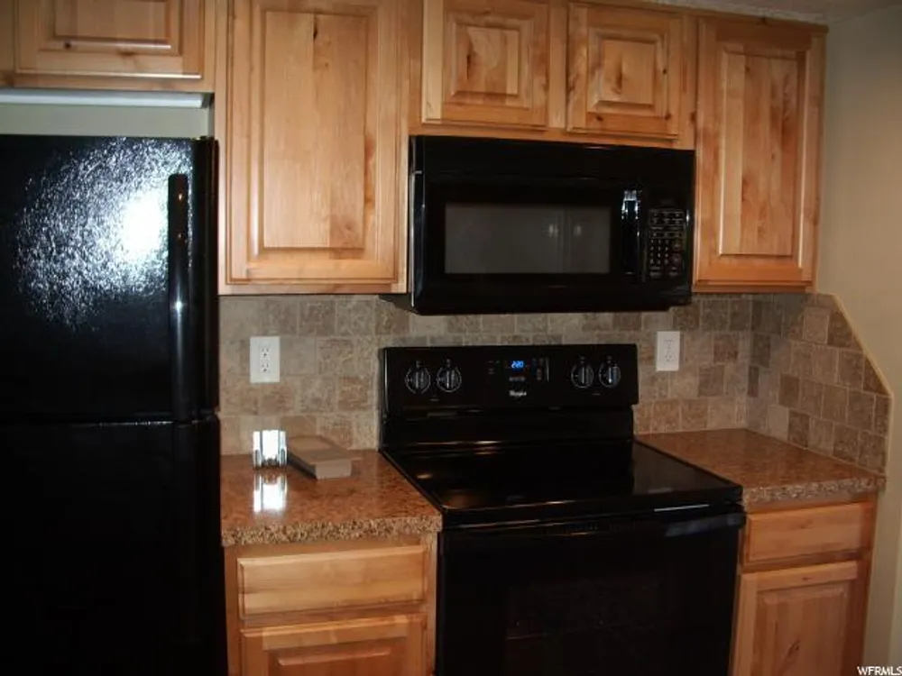 1085 E 425 N, Ogden, UT 84404