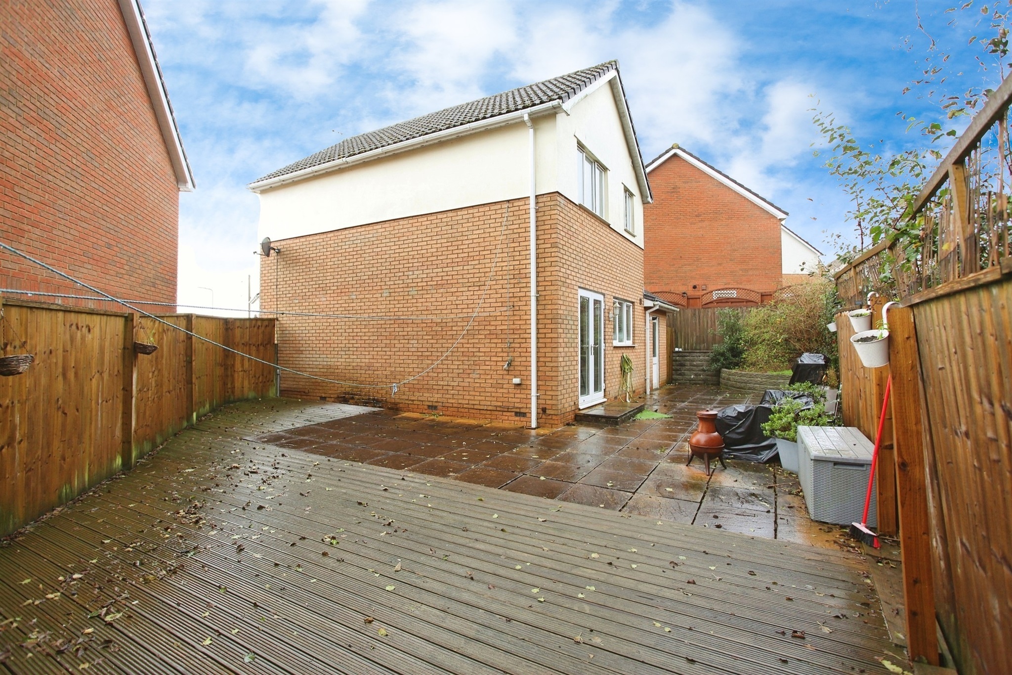 3 bedroom property for sale in Heol Cynllan, Llanharan, Pontyclun £