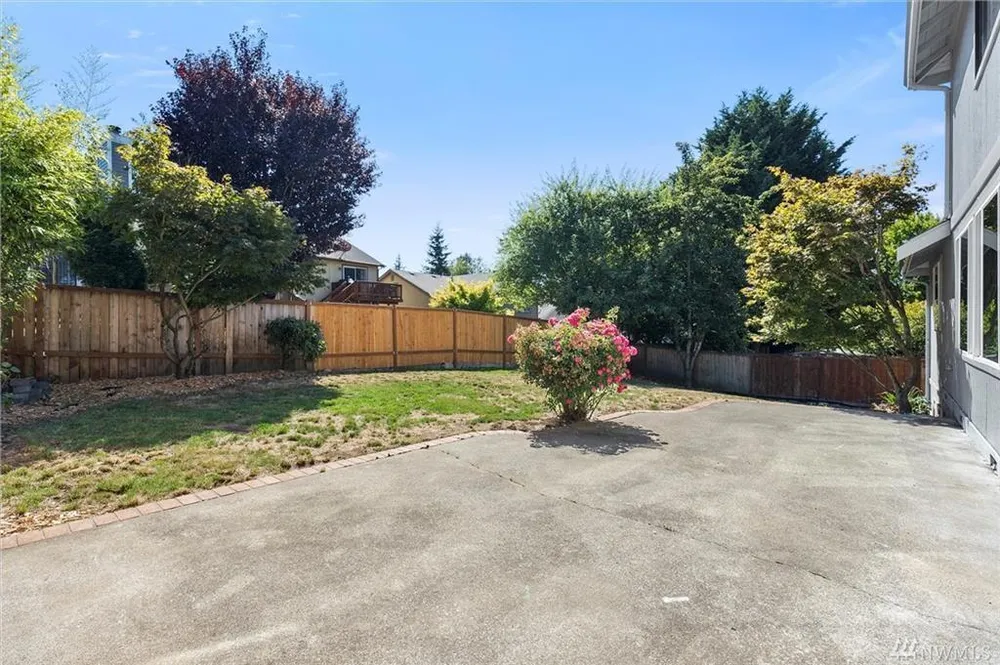 13811 SE 274th St, Kent, WA 98042