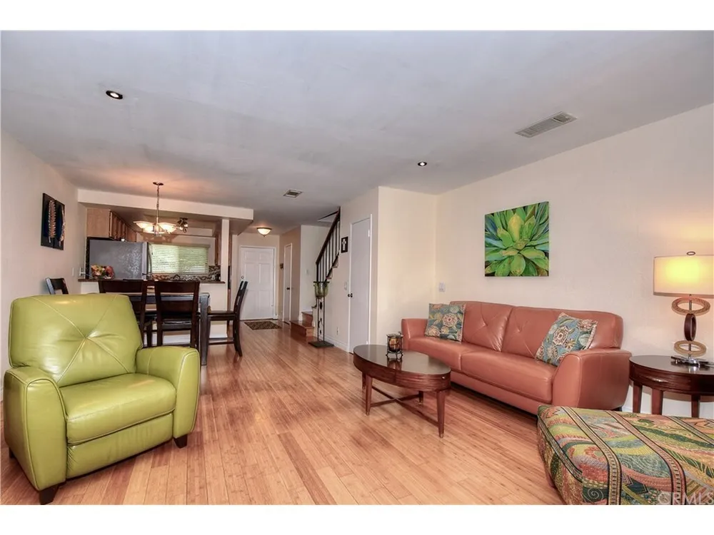 762 W Lambert Rd, La Habra, CA 90631