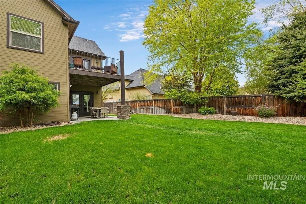1878 W Sheep Hill Ct, Meridian, ID 83646