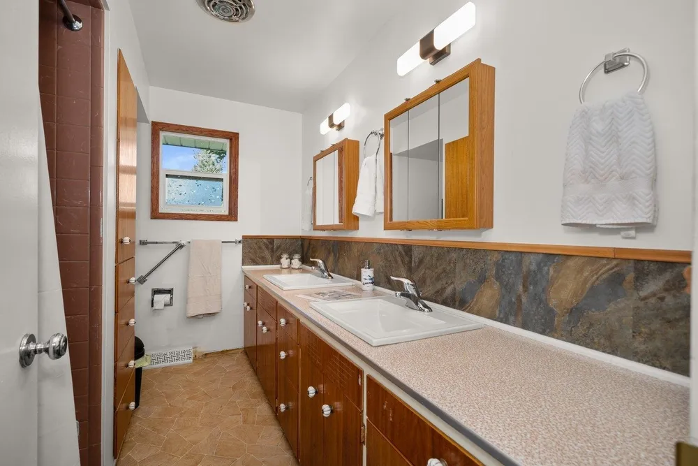 6420 N Fotheringham St, Spokane, WA 99208