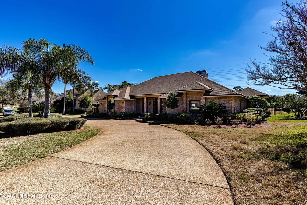 12520 Mission Hills Dr S, Jacksonville, FL 32225