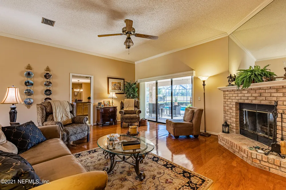 12520 Mission Hills Dr S, Jacksonville, FL 32225