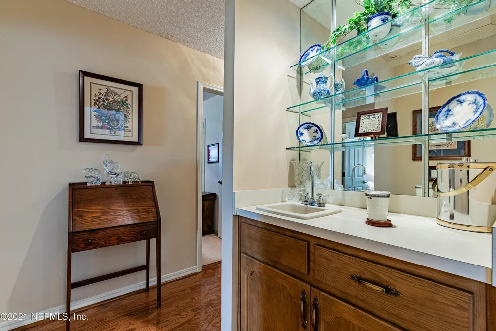 12520 Mission Hills Dr S, Jacksonville, FL 32225