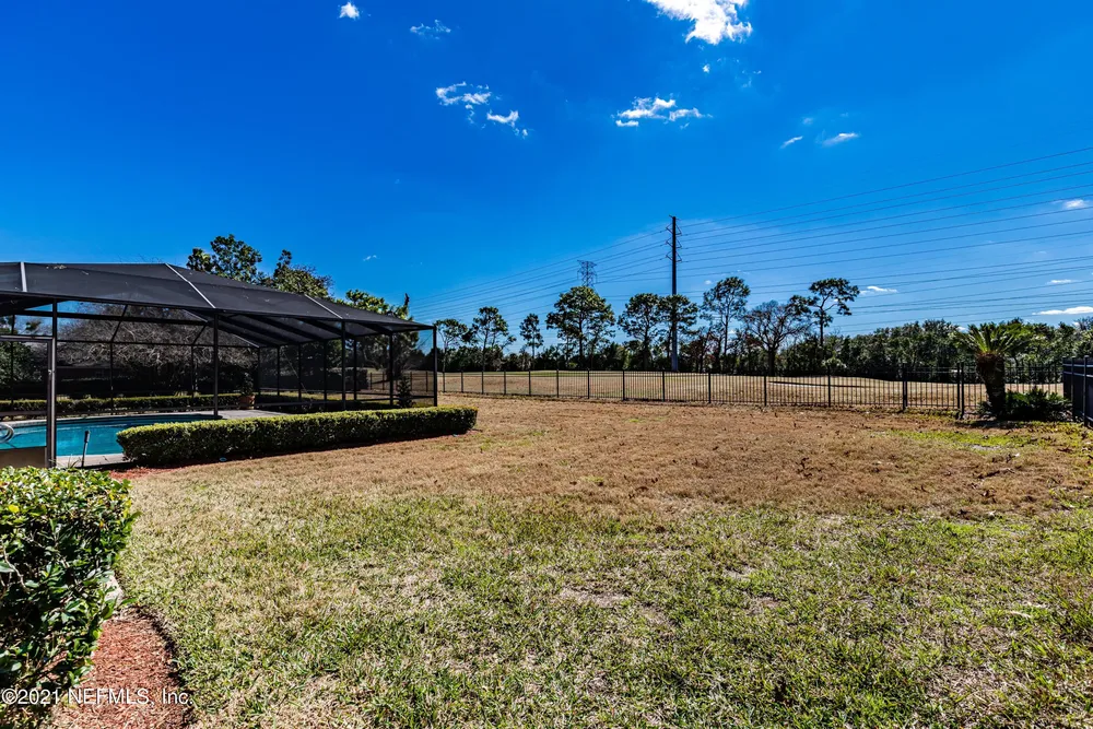 12520 Mission Hills Dr S, Jacksonville, FL 32225