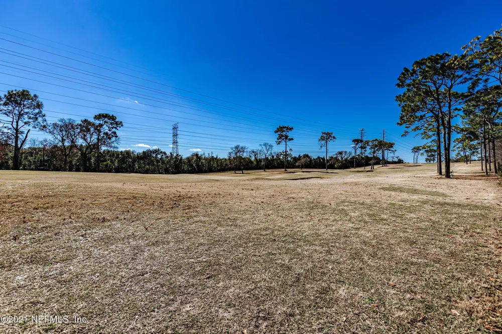 12520 Mission Hills Dr S, Jacksonville, FL 32225