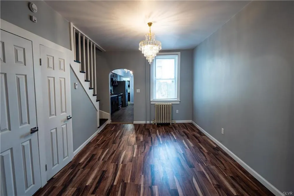 1004 Ferry St, Easton, PA 18042