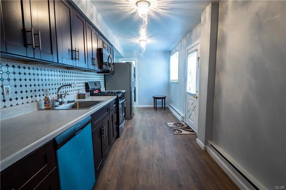 1004 Ferry St, Easton, PA 18042
