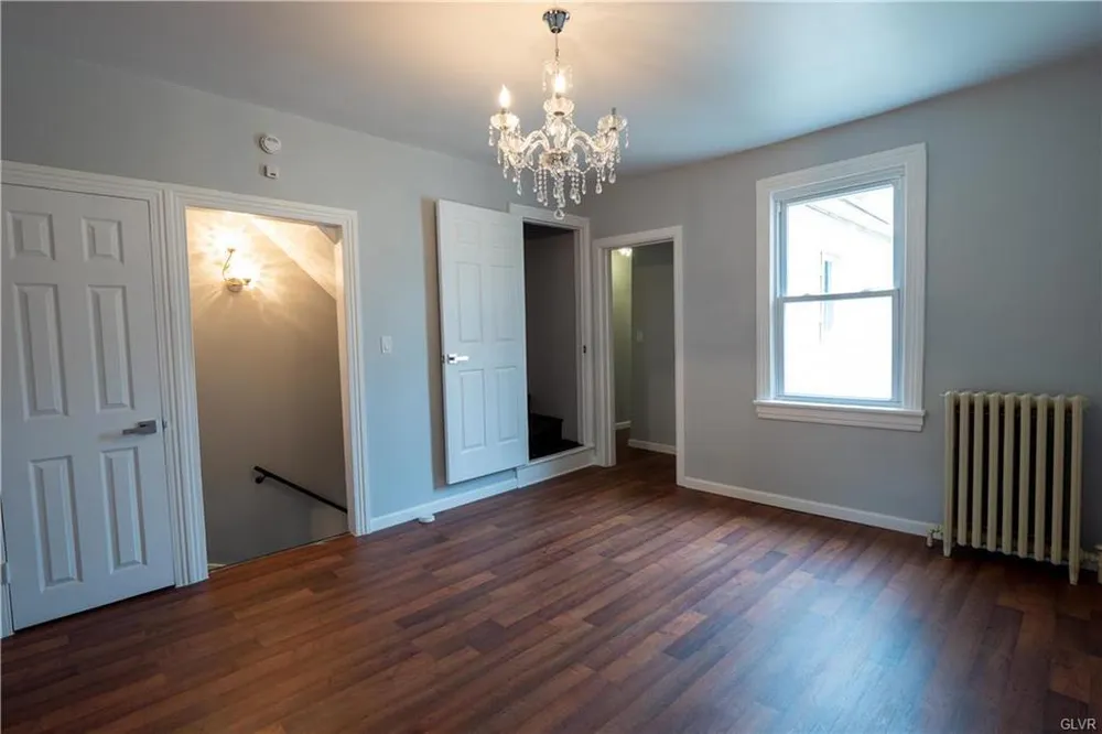 1004 Ferry St, Easton, PA 18042