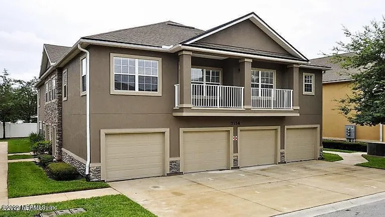 7156 Deerfoot Point Cir, Jacksonville, FL 32256