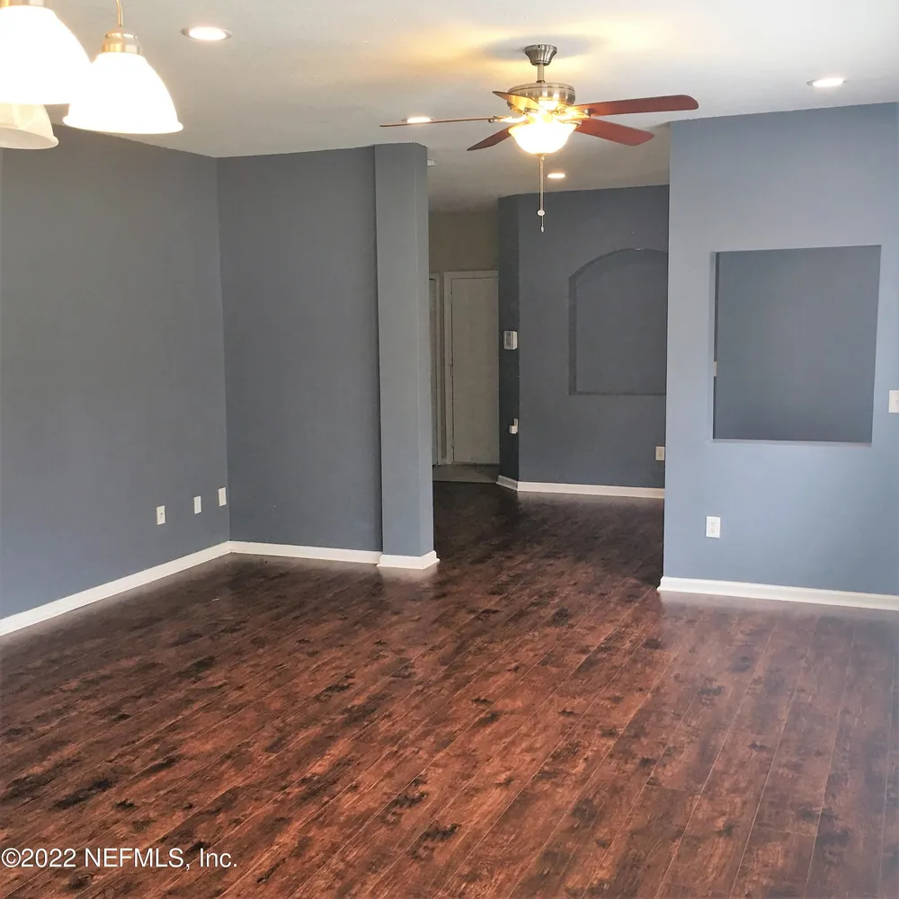 7156 Deerfoot Point Cir, Jacksonville, FL 32256