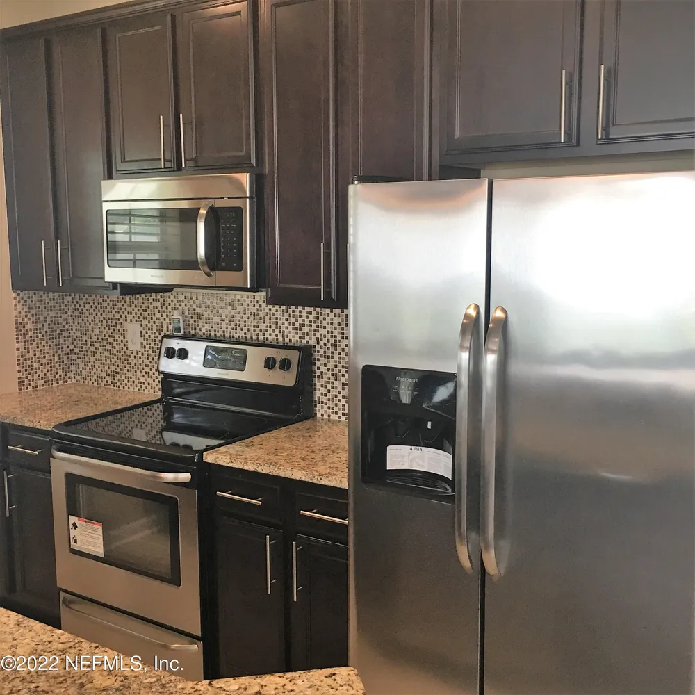 7156 Deerfoot Point Cir, Jacksonville, FL 32256