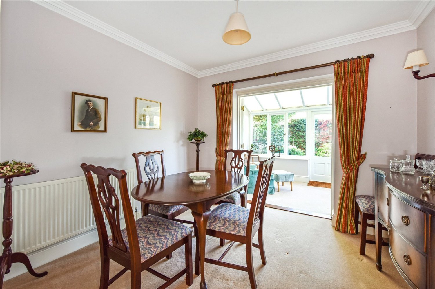 JacksonStops 2 bedroom property for sale in Cowdray Court, North