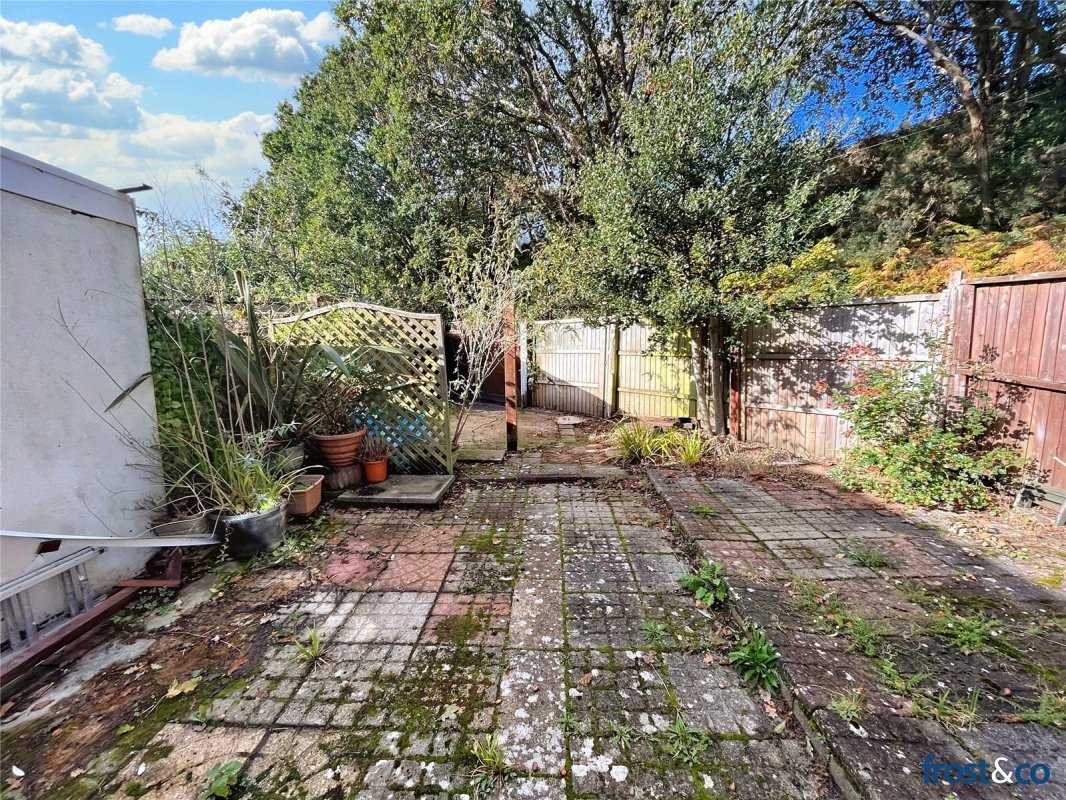 3 bedroom property for sale in Salterns Road, Lower Parkstone, Poole