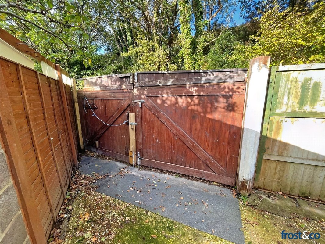 3 bedroom property for sale in Salterns Road, Lower Parkstone, Poole