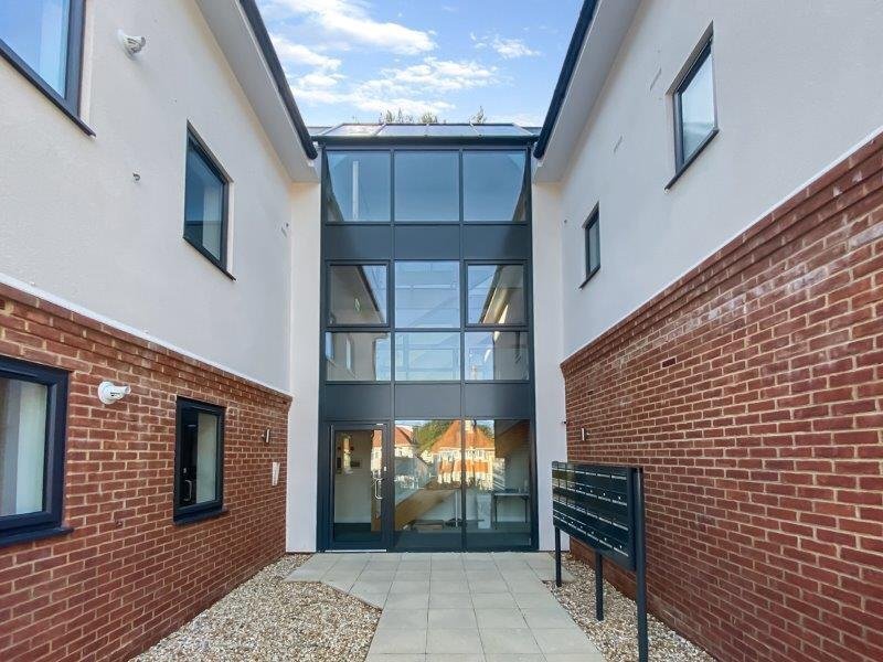2 bedroom property for sale in Penn Hill Avenue, Lower Parkstone, Poole