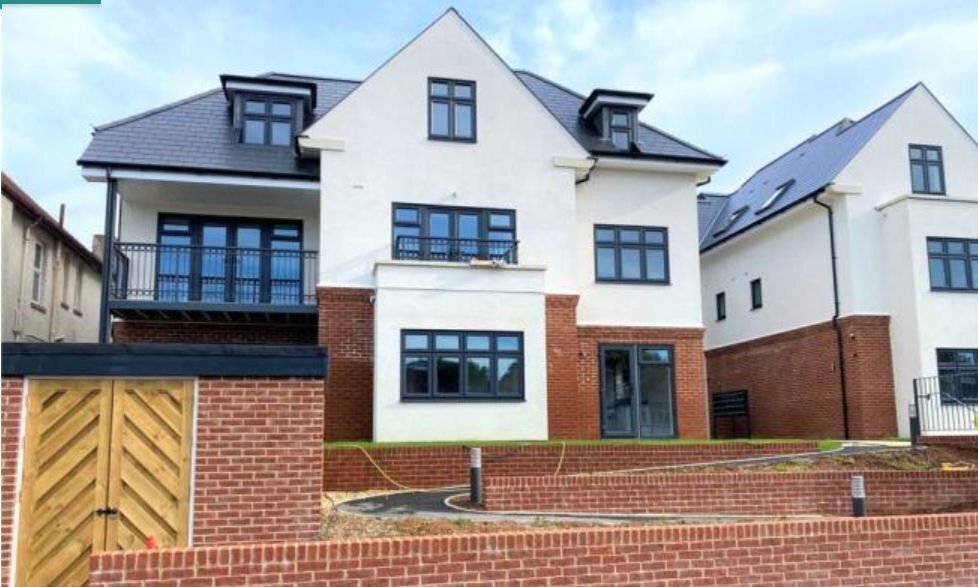 2 bedroom property for sale in Penn Hill Avenue, Lower Parkstone, Poole