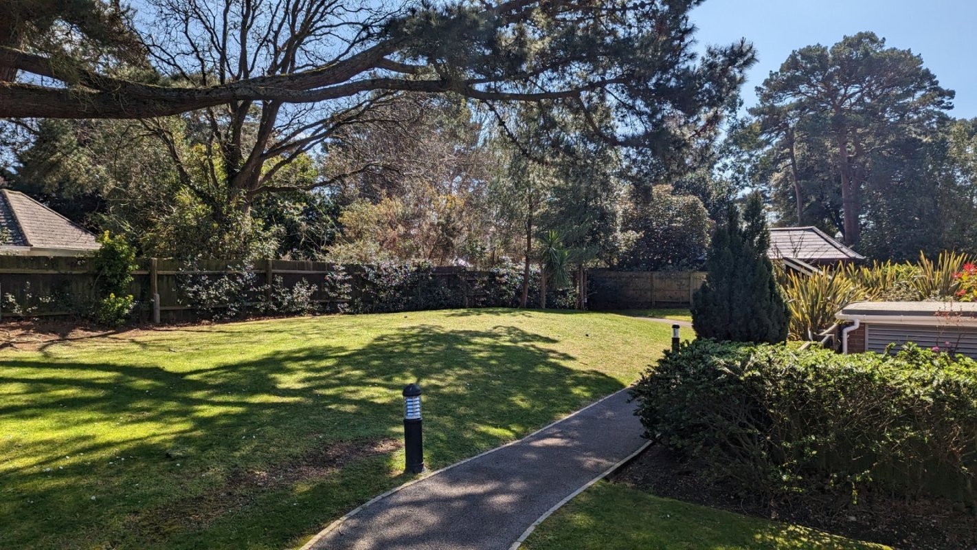 2 bedroom property for sale in Haven Road, Canford Cliffs, Poole