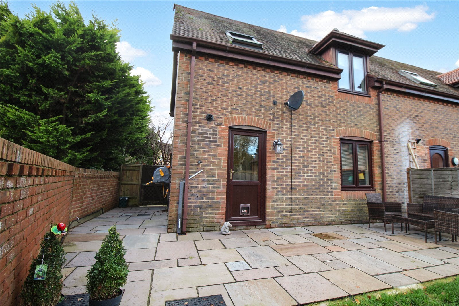 2 bedroom property for sale in Lynch Lane, Lambourn, Hungerford, RG17